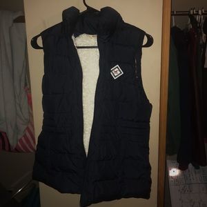 hollister vest